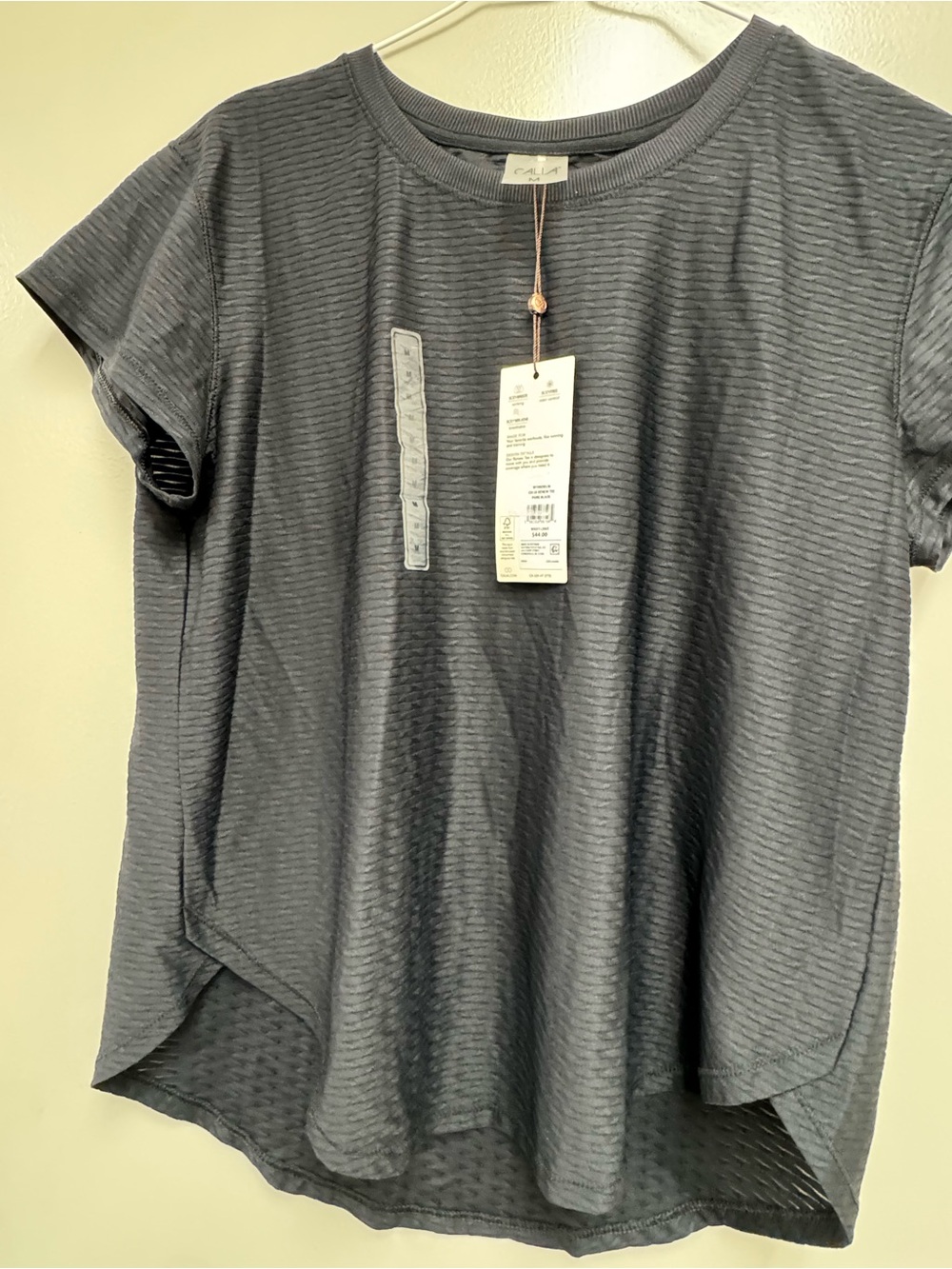 Women’s Calia Renew Tee / Pure Black……Size Medium……NWT……Retails $44